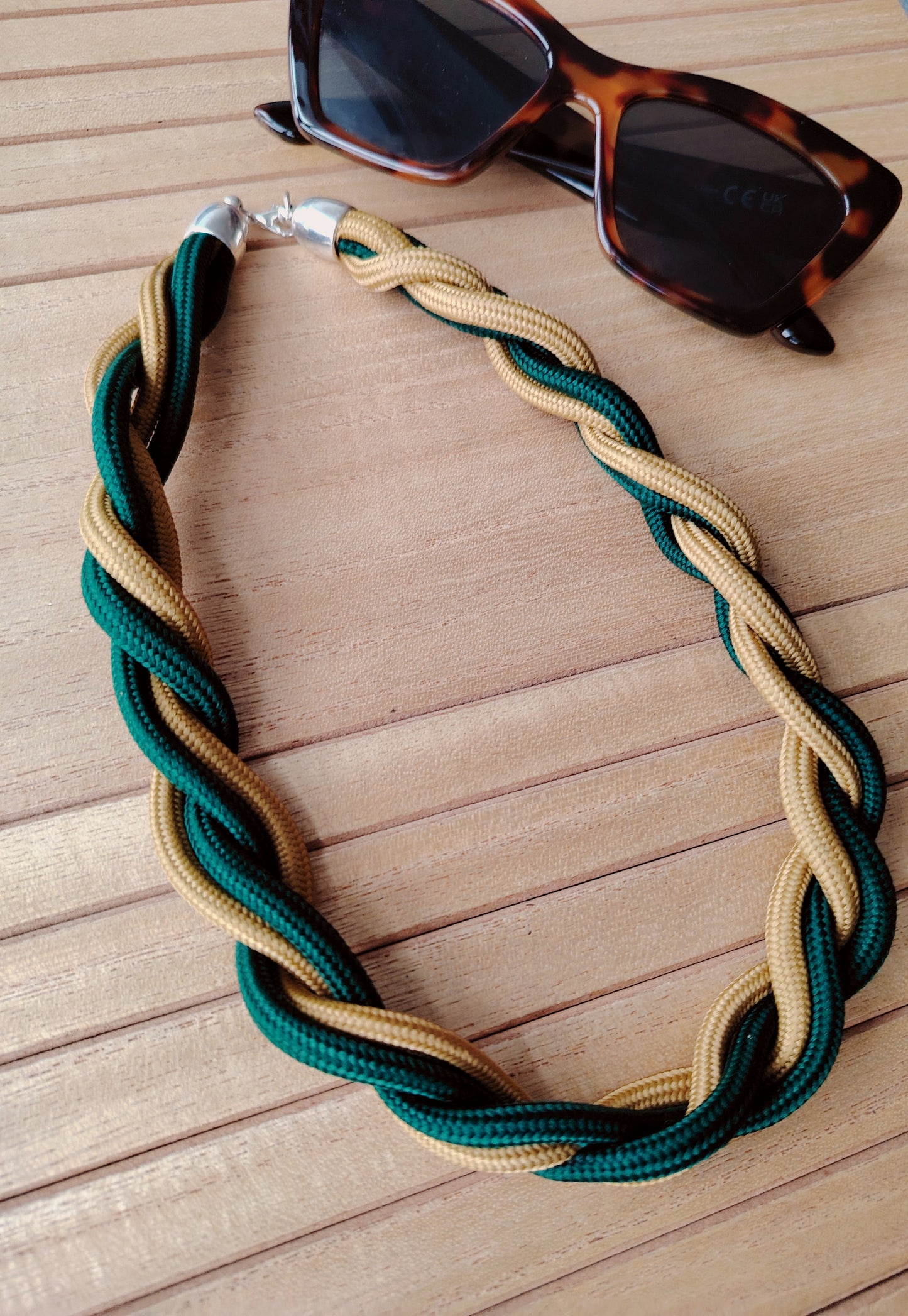 Collar trenzado