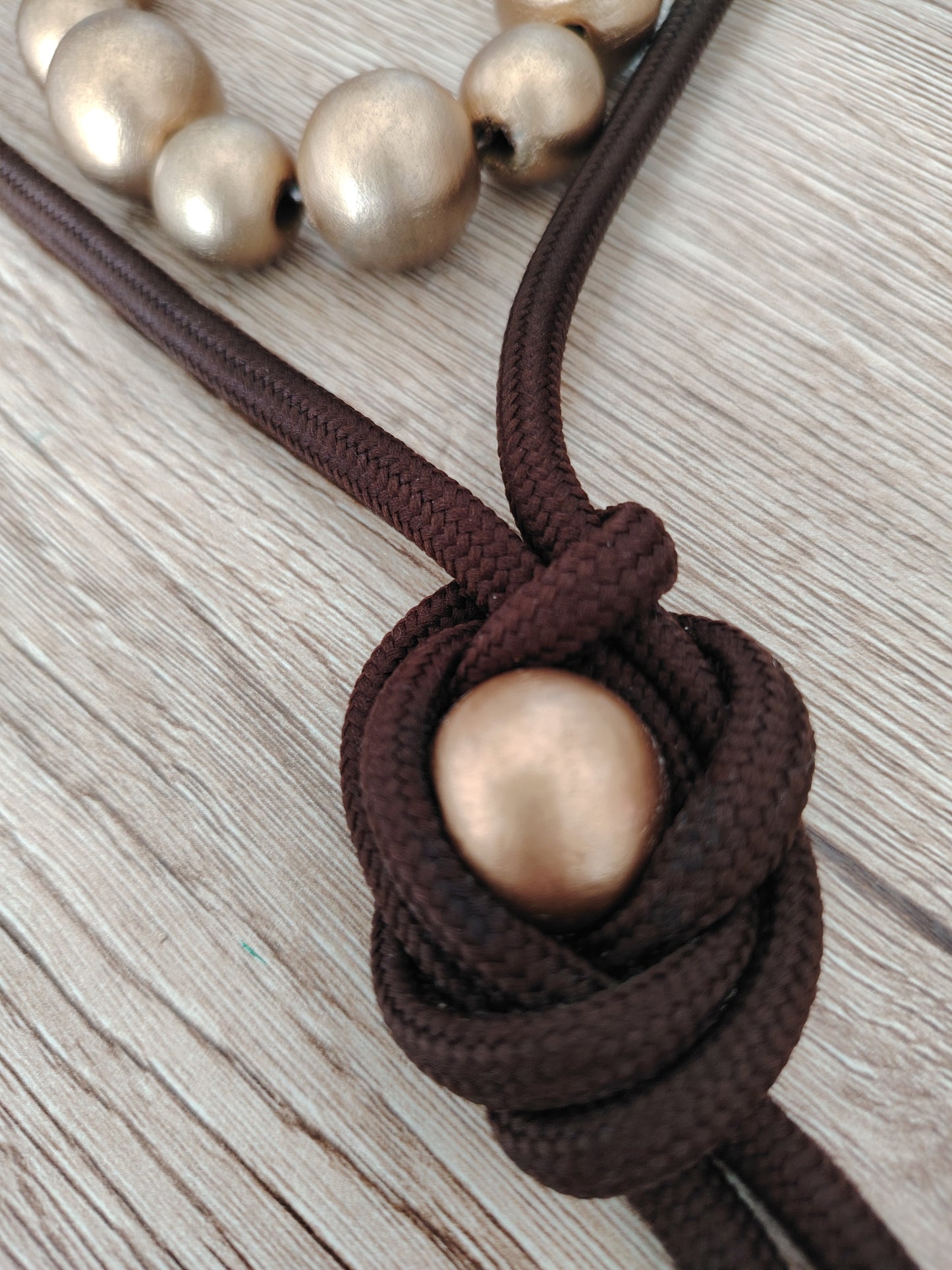 Collar Rosa Marron